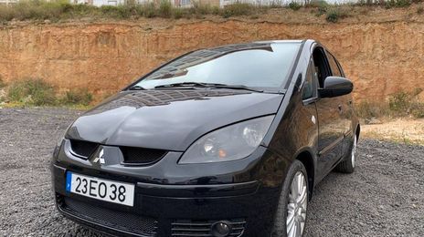 Mitsubishi Colt • 2008 • 200,000 km