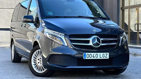 Mercedes-Benz 210 Van • 2020 • 110,000 km
