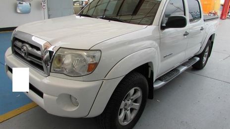 Toyota Tacoma • 2010 • 158,000 km