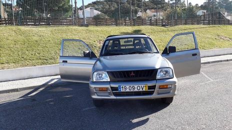 Mitsubishi L200 • 2000 • 299,999 km