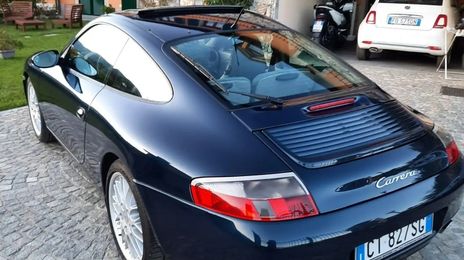 Porsche 911 • 1999 • 124,000 km