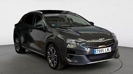 Kia Cee`d • 2022 • 49,225 km