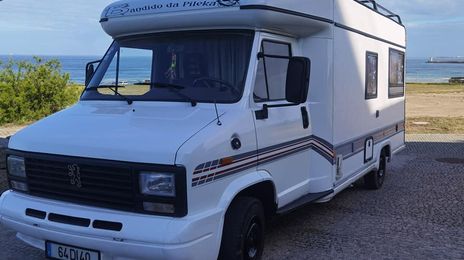 Peugeot 807 • 1988 • 113,560 km