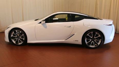 Lexus LC • 2021 • 22,451 km