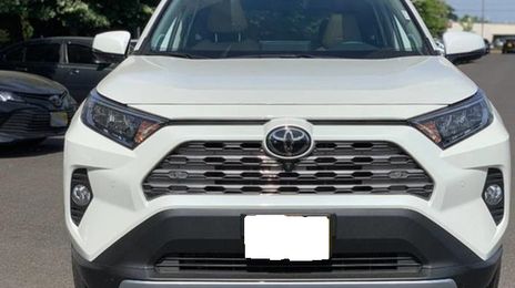Toyota RAV4 • 2022 • 35,000 km