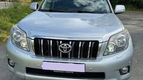 Toyota Land Cruiser • 2012 • 198,000 km