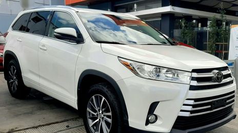 Toyota Highlander • 2018 • 87,000 mi