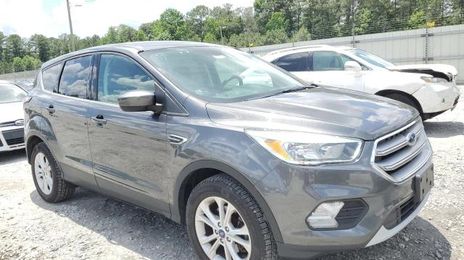 Ford Escape • 2017 • 10,000 mi