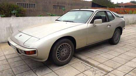 Porsche 924 • 1981 • 109,000 km
