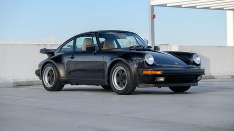 Porsche 911 Carrera Cabrio • 1987 • 42,000 km