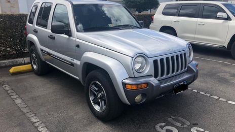 Jeep Liberty • 2004 • 94,000 mi