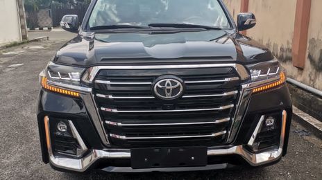 Toyota Land Cruiser • 2021 • 3 km