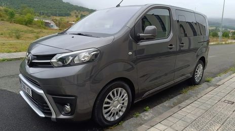 Toyota Corona • 2017 • 190,000 km