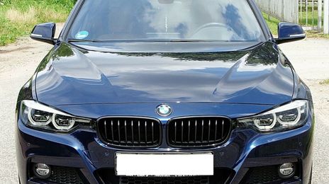 BMW 3 Series • 2020 • 30,000 km