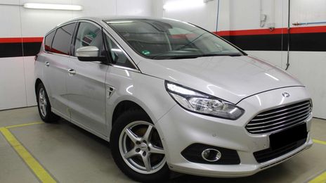 Ford S-Max • 2016 • 149,000 km