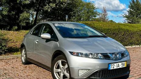 Honda Civic • 2009 • 88,600 km