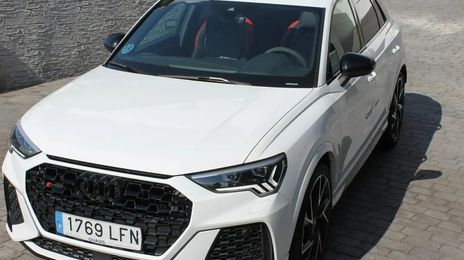 Audi Q3 • 2020 • 45,000 km