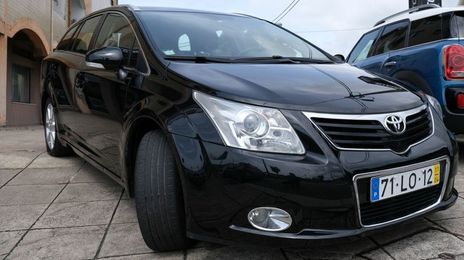 Toyota Avensis • 2011 • 77,000 km