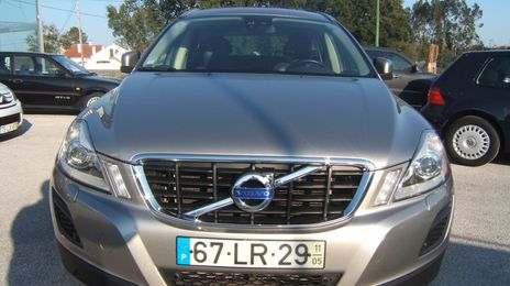 Volvo XC60 • 2011 • 48,990 km