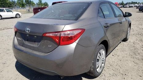 Toyota Corolla • 2010 • 50,000 km