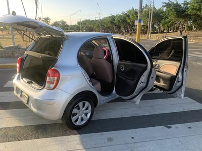 Nissan March • 2013 • 70,050 km