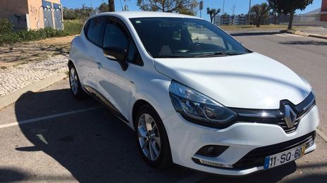 Renault Clio • 2017 • 40,000 km