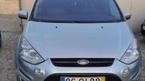 Ford S-Max • 2011 • 160,000 km