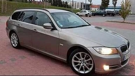 BMW Rad 2 Active Tourer • 2011 • 20,000 km