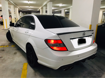 Mercedes-Benz C • 2008 • 250,000 km