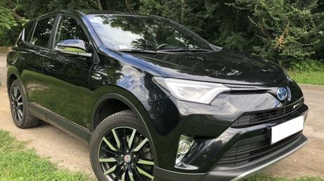 Toyota RAV4 • 2016 • 87,000 km