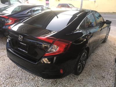 Honda Civic • 2017 • 2 km