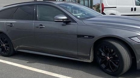 Jaguar XF • 2018 • 48,765 km