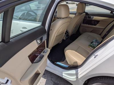 Jaguar XF • 2015 • 63,000 km