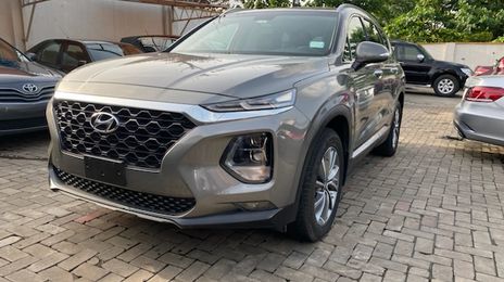 Hyundai Santa Fe • 2021 • 12 km