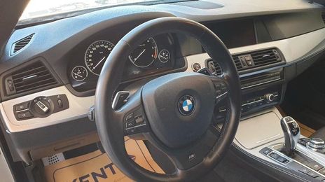 BMW i3 • 2012 • 180,000 km