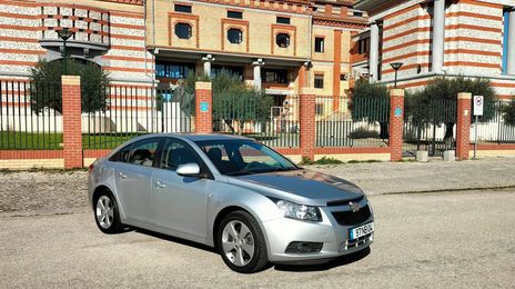 Chevrolet Cruze • 2012 • 200,000 km