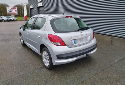 Peugeot 207 • 2008 • 240,000 km