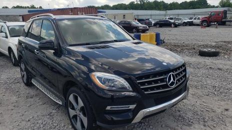 Mercedes-Benz ML350 • 2013 • 9 km