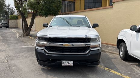 Chevrolet Silverado 2500hd • 2017 • 115,000 km