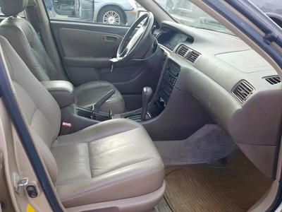 Toyota Camry • 2001 • 15,000 km