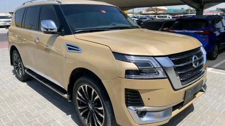 Nissan Patrol • 2020 • 50,000 km