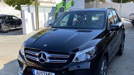 Mercedes-Benz GLE • 2017 • 115,000 km