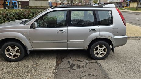 Nissan X-Trail • 2005 • 270,000 km