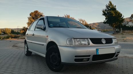 Volkswagen Polo • 1999 • 235,000 km