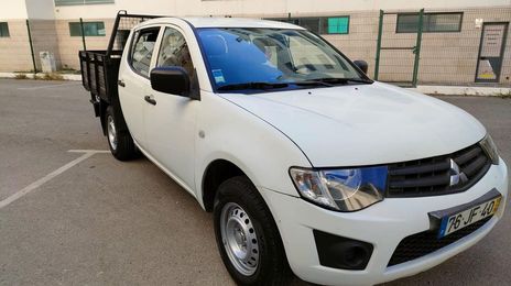 Mitsubishi L200 • 2010 • 174,000 km