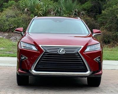 Lexus RX 300 • 2017 • 18,000 km
