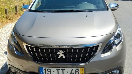 Peugeot 2008 • 2017 • 30,000 km