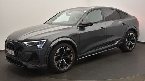 Audi e-tron • 2021 • 19,900 km