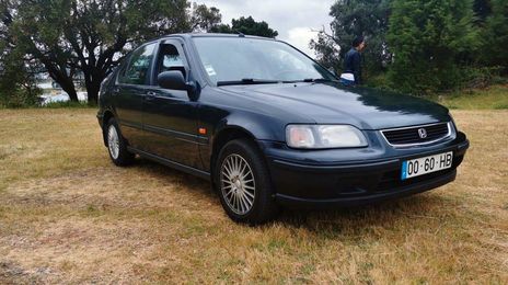 Honda Civic • 1966 • 180,000 km