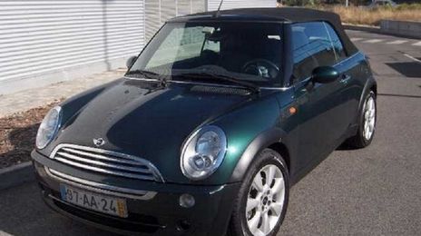 MINI Cooper • 2005 • 81,900 km